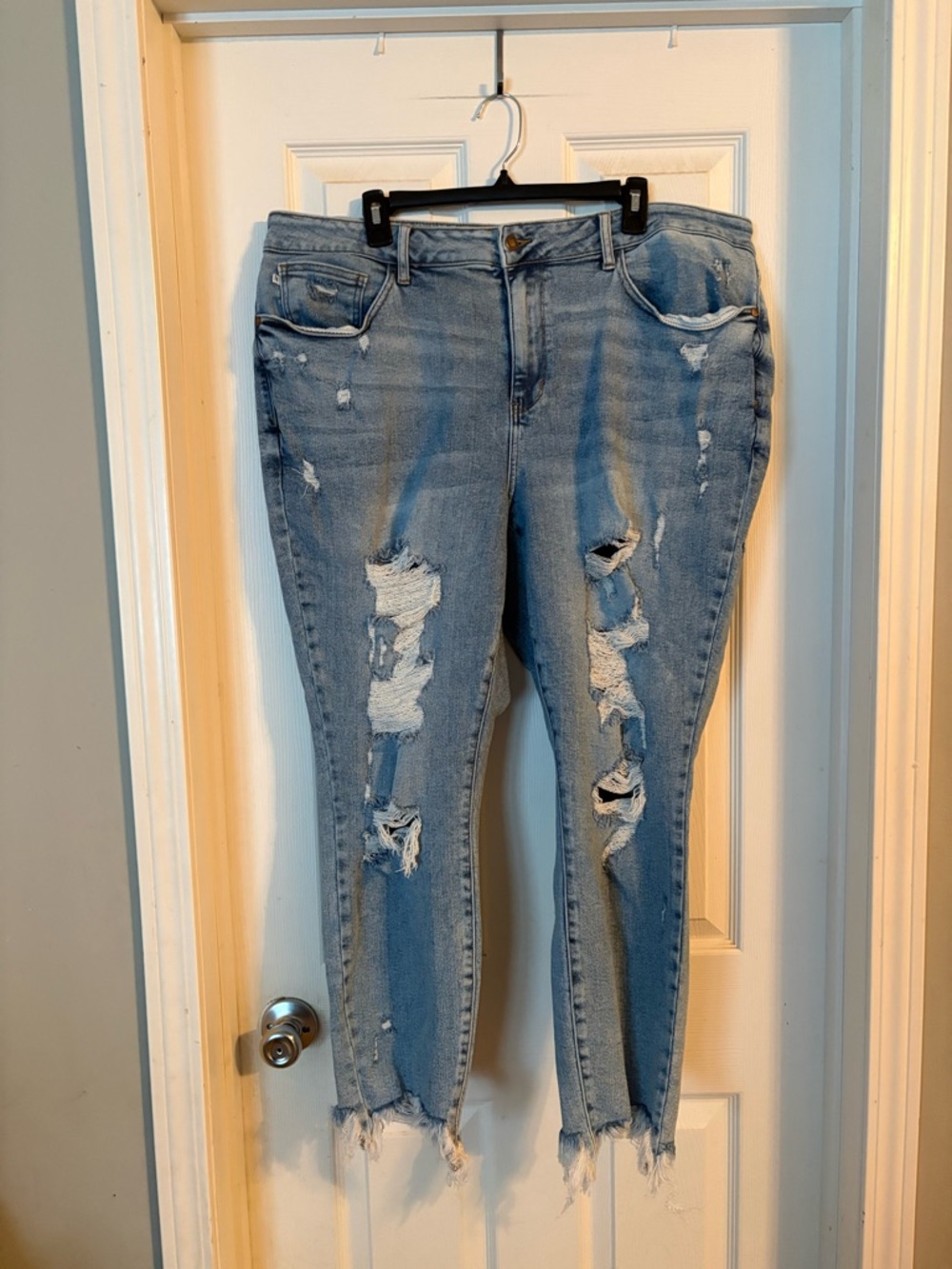 Judy Blue Light Blue Distressed Skinny Jeans